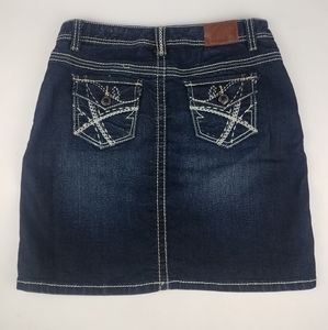 Maurices Juniors 7/8 Denim Skirt Embroidered